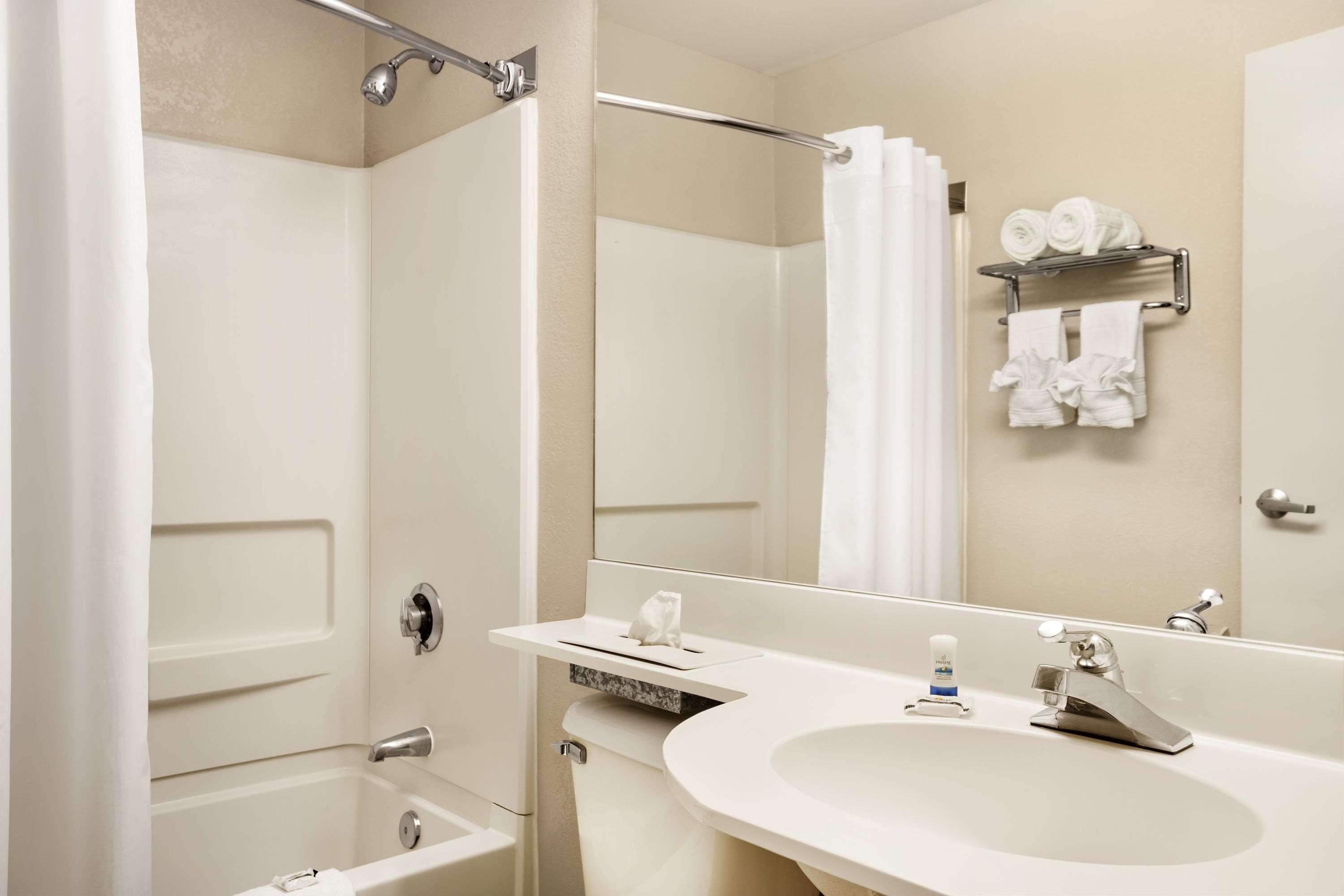 Microtel Inn By Wyndham Louisville East Eksteriør bilde