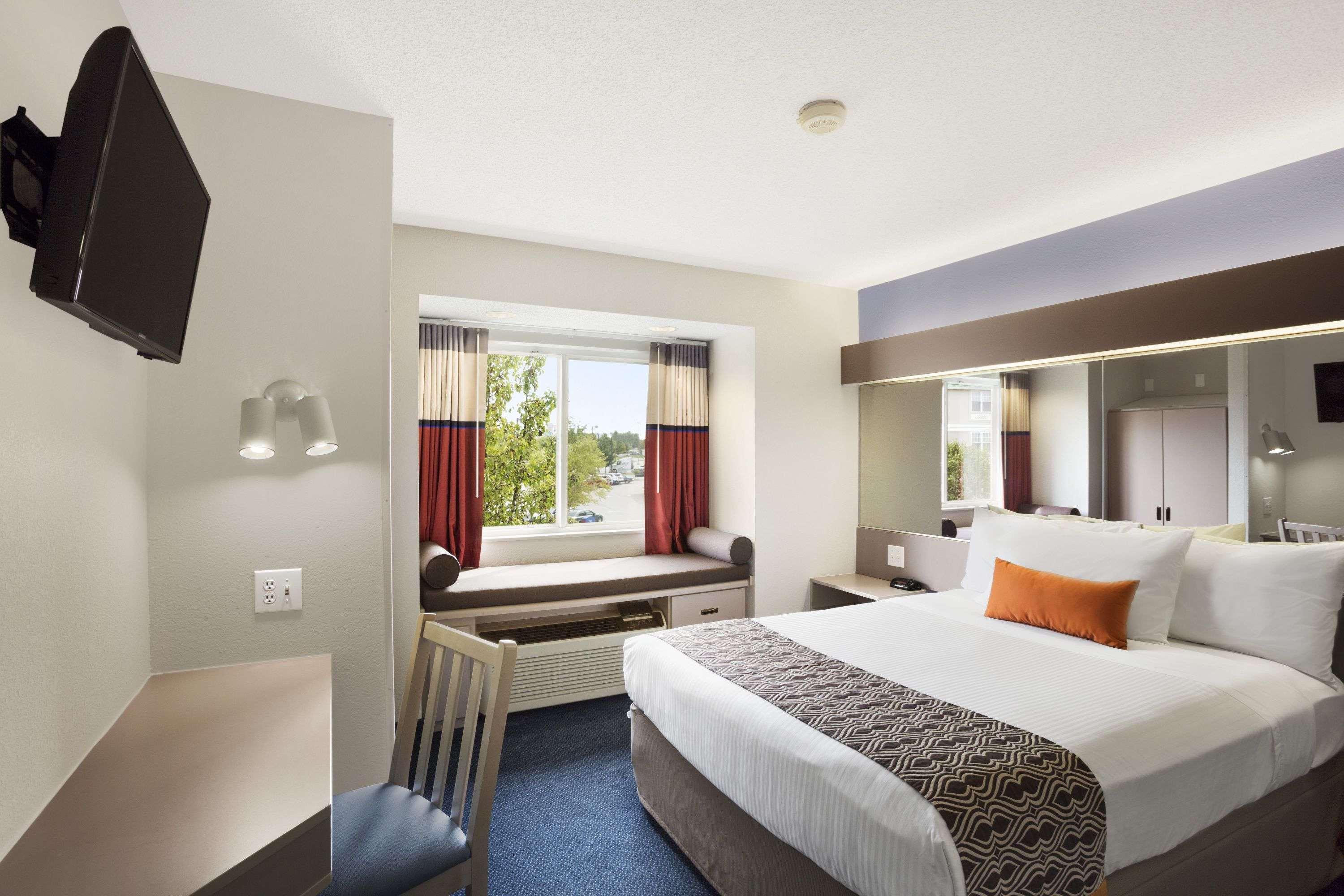 Microtel Inn By Wyndham Louisville East Eksteriør bilde