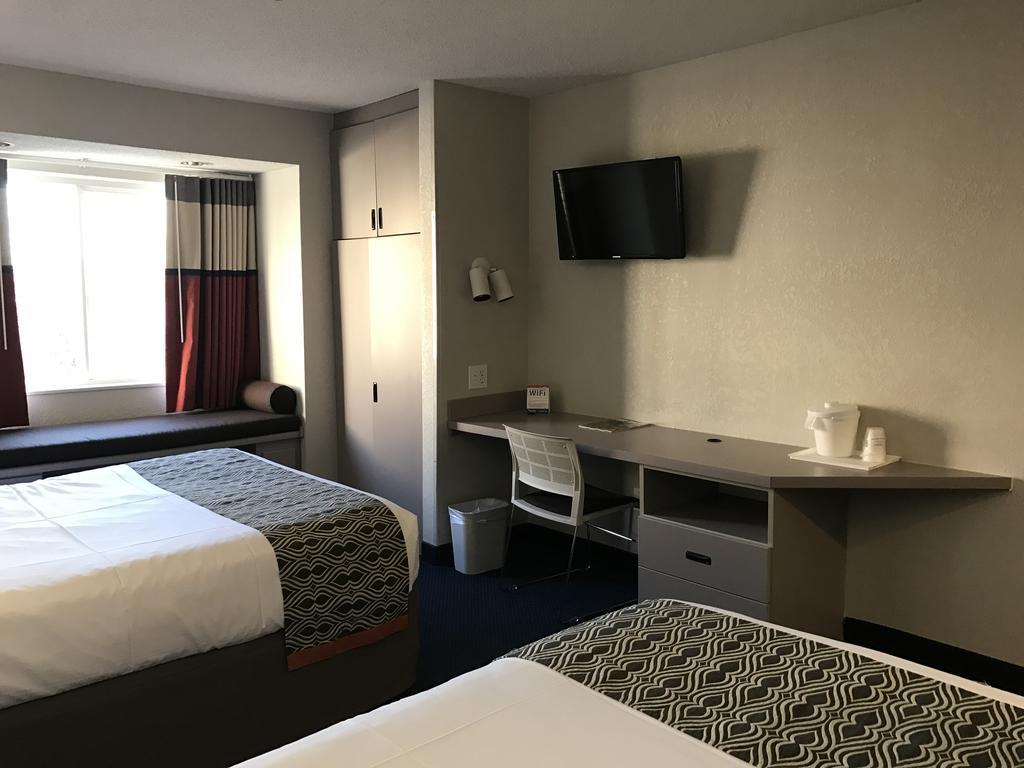 Microtel Inn By Wyndham Louisville East Eksteriør bilde