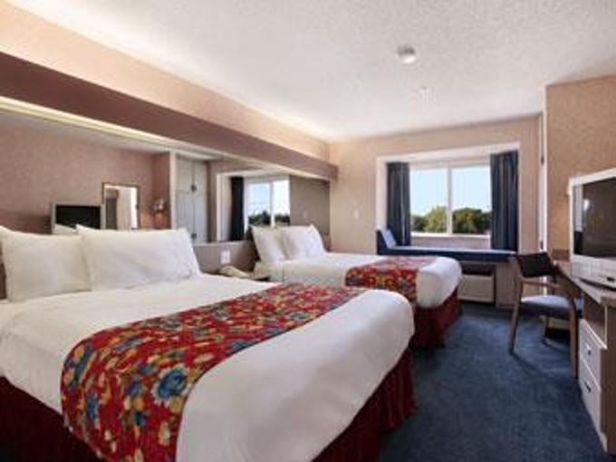 Microtel Inn By Wyndham Louisville East Rom bilde